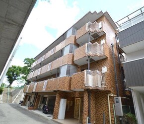 ライオンズマンション石屋川の物件外観写真